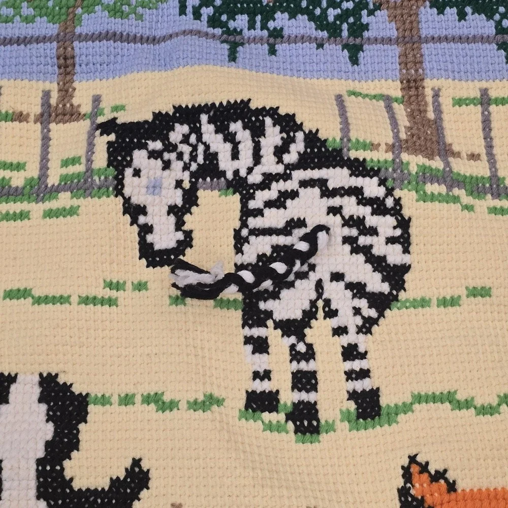 Yellow Knit‎ Vintage Handmade Baby Nursery 3D Tails Animal Throw Blanket 47x36